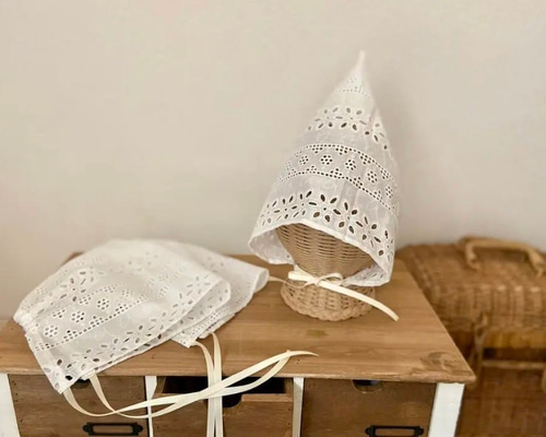 フラワーレースのコットンボンネット とんがり帽子 ベビーボンネット