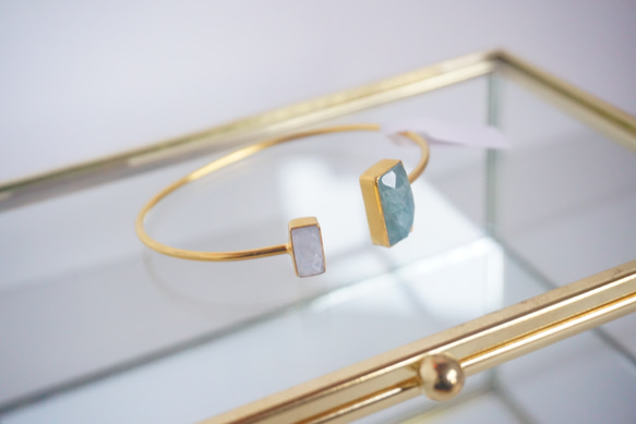 moonstone × Aquamarine bangle /ムーンストーン　アクアマリンバングル　天然石バングル 2枚目の画像