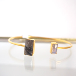 moonstone × BlackRutiru bangle /ムーンストーン ブラックルチルバングル　ブレスレット 2枚目の画像