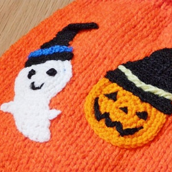 ハロウィンペットニットウェア 送料込み・刺繍・暖か手編み 1枚目の画像