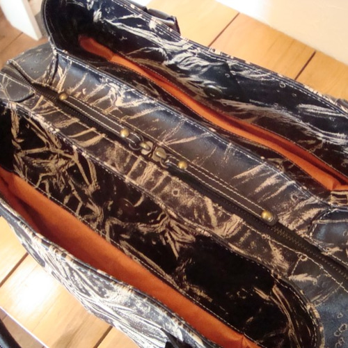 今だけ送料無料》牛革ダメージ加工風のあおりレザーバッグ トート