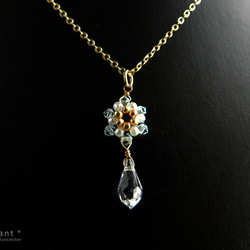 Swarovski Little flower necklace (order production） 第4張的照片