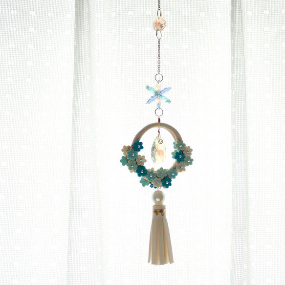 特集掲載】青い花と雫のサンキャッチャー Swarovski Crystal使用