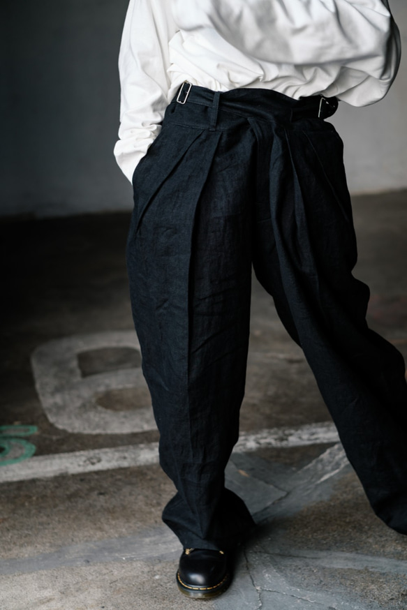 曖昧なズボン fuzzy Gurkha pants リネン（BIGGIE素材） ロングパンツ 