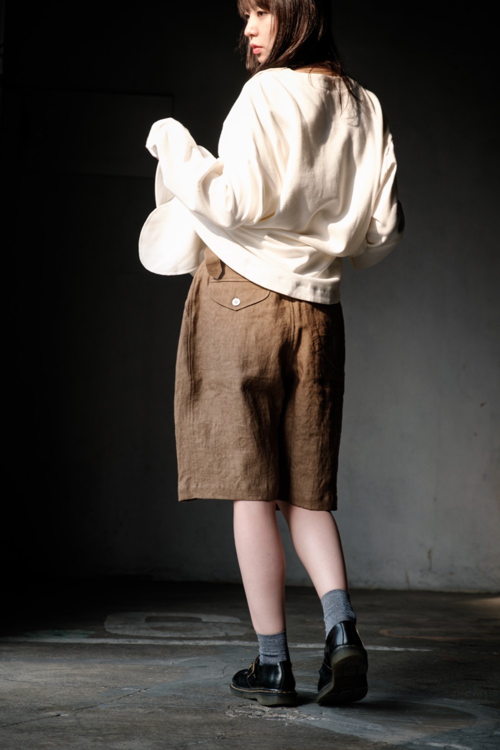 曖昧な半ズボン　fuzzy Gurkha pants　リネン（BIGGIE素材）