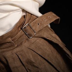 曖昧な半ズボン　fuzzy Gurkha pants　リネン（BIGGIE素材） 5枚目の画像