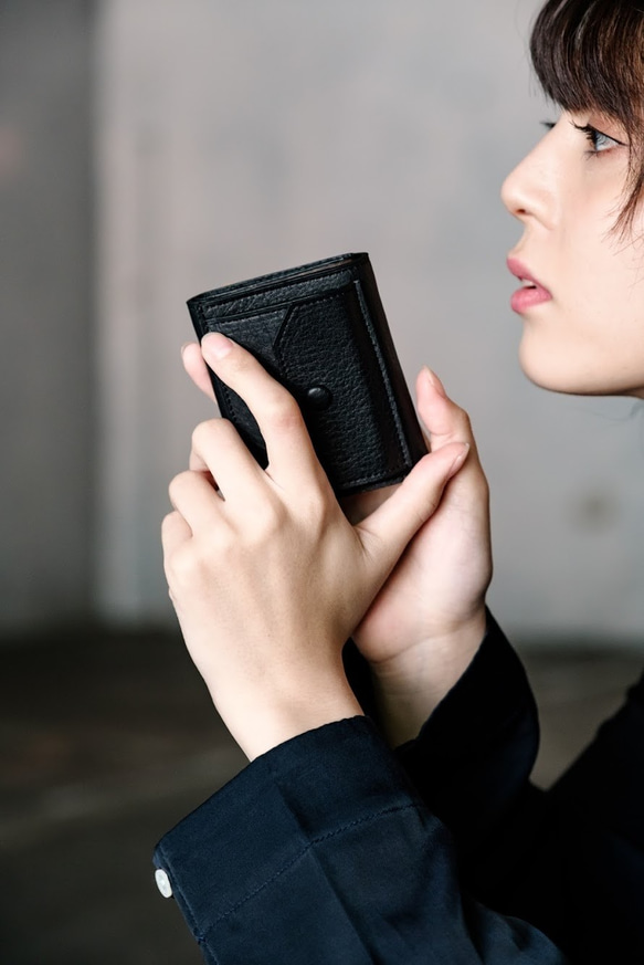 collaboration compact leather wallet 1枚目の画像