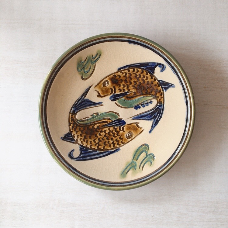 壺屋焼 幸陶器 『魚文』5寸皿 やちむん 中皿 幸陶器 通販 壺屋焼 幸陶器 『魚文』5寸皿 やちむん 中皿 幸陶器 通販