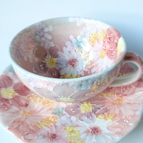 ゆずりは花柄のカップとソーサーセット 値下げしました！】2客 ゆずりは工房 瀬戸焼 手描き カップ