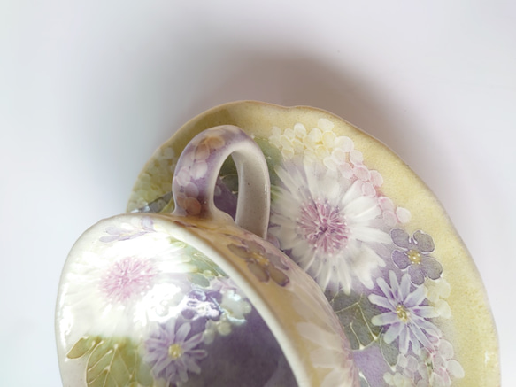 お客様オーダー品工房ゆずりは　カップ＆ソーサー　紫を主体にした華やかで落ち着いた上品な絵柄　花かざり　29292　 10枚目の画像