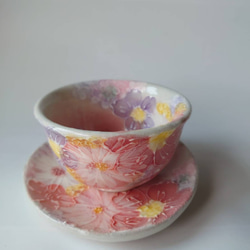 工房ゆずりは　茶菓セット　サーモンピンクの優しい花柄がとても綺麗なうつわ　紅彩花間取　45281 2枚目の画像