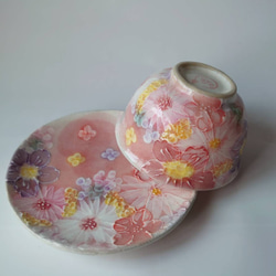 工房ゆずりは　茶菓セット　サーモンピンクの優しい花柄がとても綺麗なうつわ　紅彩花間取　45281 5枚目の画像