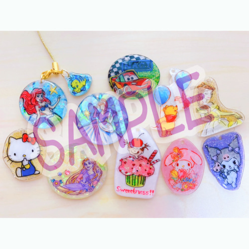名入れ》《完全オーダーメイド》プラ板レジンキーホルダー 携帯 