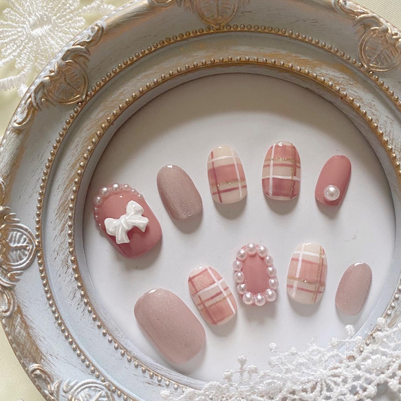 オーダーネイルチップ チェックネイル ガーリーネイル ブラックなガーリーチェックネイル- ネイルチップ専門店ミチネイル