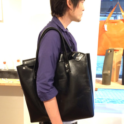 本革 トートバッグ 大 黒　Black leather tote bag 9枚目の画像