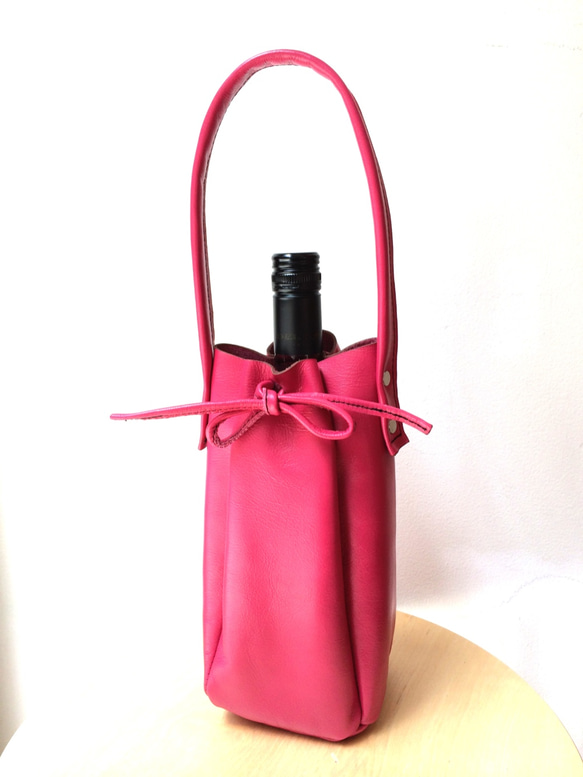 皮革葡萄酒桶包粉紅色皮革禮品袋粉紅色 第1張的照片