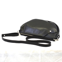 本革　半月ショルダーバッグ　黒　Halfmoon leather shoulder bag black 3枚目の画像