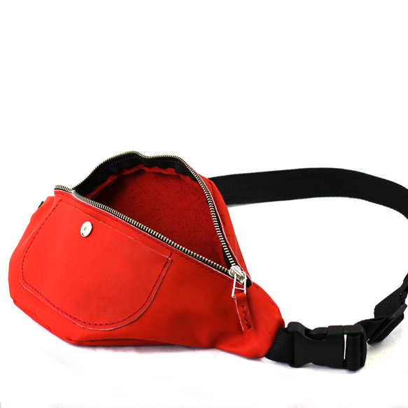 本革 ウエストポーチ 赤  Leather waist pouch red 5枚目の画像