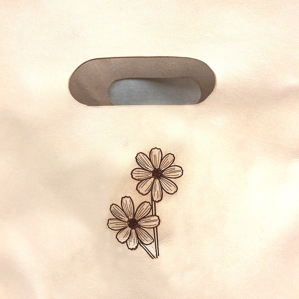 本革 シンプル コスモス　ハンドバッグ  ヌメ革  Simple Leather hand bag natural 2枚目の画像