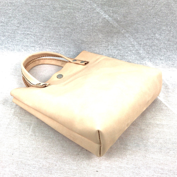 本革 ランチバッグ ナチュラル 　Leather lunch bag Natural 2枚目の画像