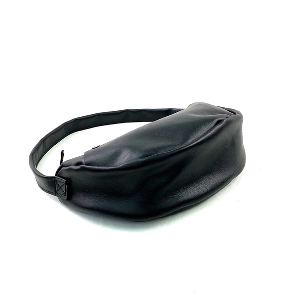 本革　半月ハンドバッグ　黒　Half-moon leather handbag black 5枚目の画像