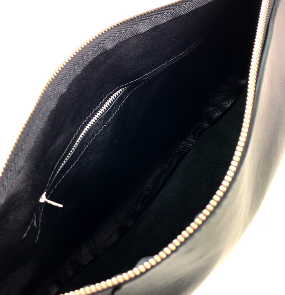 本革　半月ハンドバッグ　黒　Half-moon leather handbag black 8枚目の画像