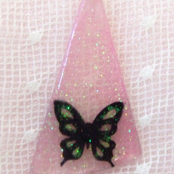 特価・蝶のトライアングル片耳ピアス 1枚目の画像