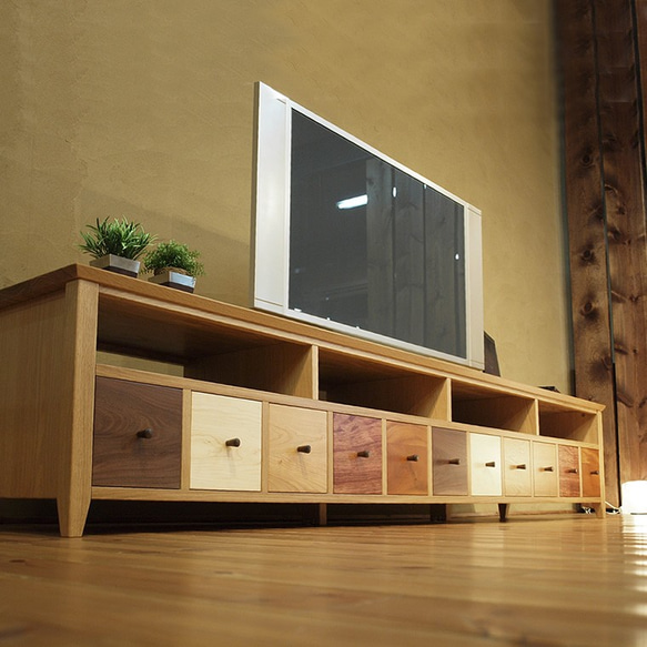 テレビボード　TONGARI　11wood-na　240ｃｍ　大川市　WAプラス　受注生産品 3枚目の画像