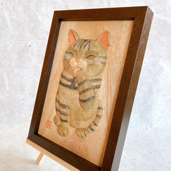 キジトラ猫　ペロ　木彫レリーフ 3枚目の画像