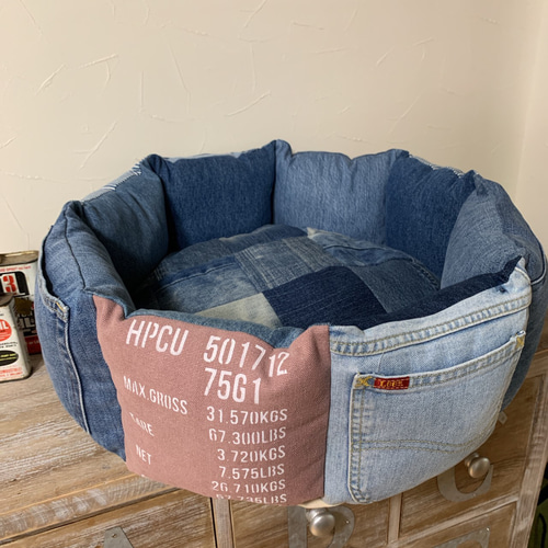 デニムリメイク☆ペットベッド No.003 クッション・ベッド blue works