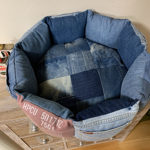 デニムリメイク☆ペットベッド No.003 クッション・ベッド blue works