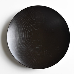 MOKU 丸皿 黒スリ 大　木製漆塗りのお皿 3枚目の画像