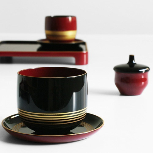 漆塗り お盆　高級 お膳 トレー　プレイスマット　赤黒　2枚　セット 新品 imgrc0096135380.jpg