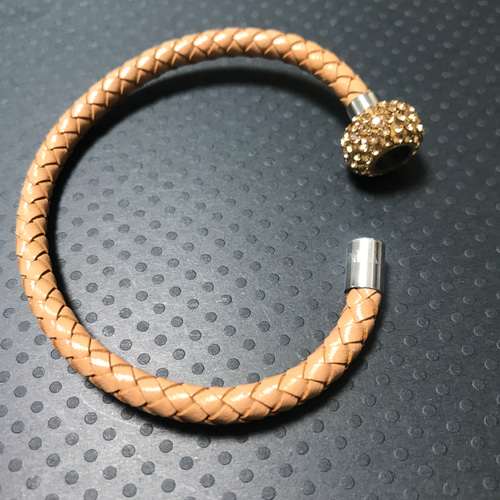 スワロフスキー ハンドメイド マグネット式ブレスレット