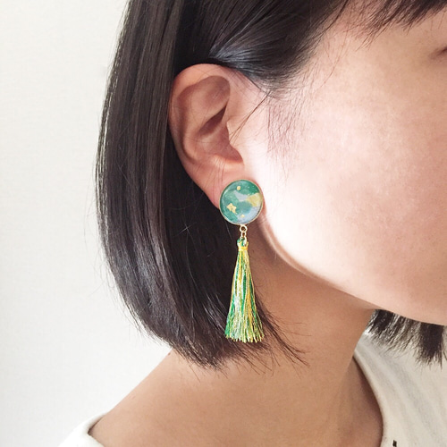SALE〉11月末まで【金具選択】華やぐ色のタッセルピアス/イヤリング 