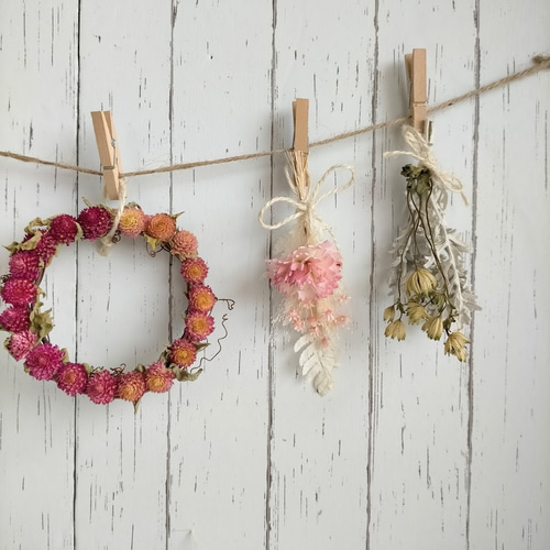 イチゴのようなセンニチコウリースのガーランド ミニリース ミニ  