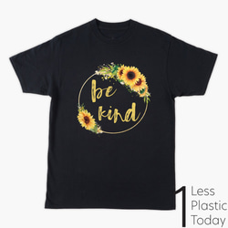 100% Organic Cotton ひまわり花　ナチュラル　イエロー黄色　黒　地球にやさしいTシャツ 2枚目の画像