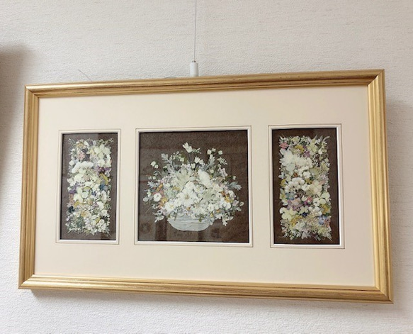 白い花たちをアンティークにして 1枚目の画像