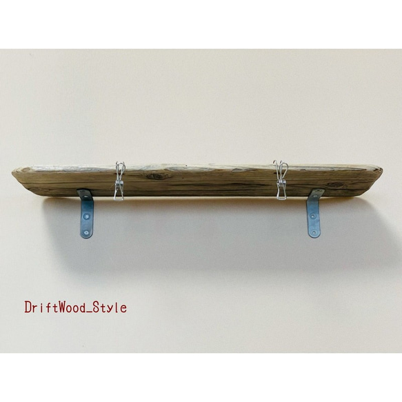 流木インテリア 写真を飾れる流木板のウォールシェルフ ラック フォト ディスプレイ ウォールデコ 壁掛け 棚 北欧 古木 6枚目の画像