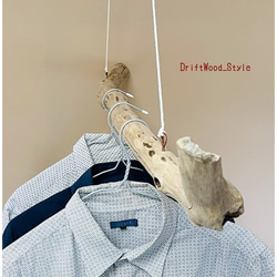 流木インテリア 先端がL字の真っすぐな天然流木ハンガーラック 北欧 衣装掛け ハンギング 自然 吊り下げ ハンガーポール 2枚目の画像