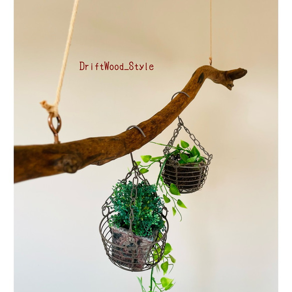 流木インテリア 枝のうねりが印象的なハンガーラック 流木ハンガー 癒し 衣装掛け ハンギング 北欧 ハンガーポール 5枚目の画像