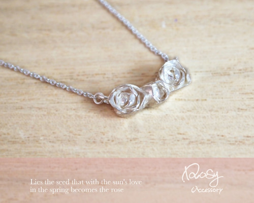 3連バラのシルバーネックレス ネックレス・ペンダント reiko 通販