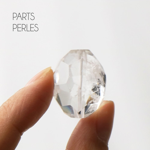 水晶 氷 素材 2個 20.5*17*15mm 貫通穴 透明 01 天然石 パーツペルル 