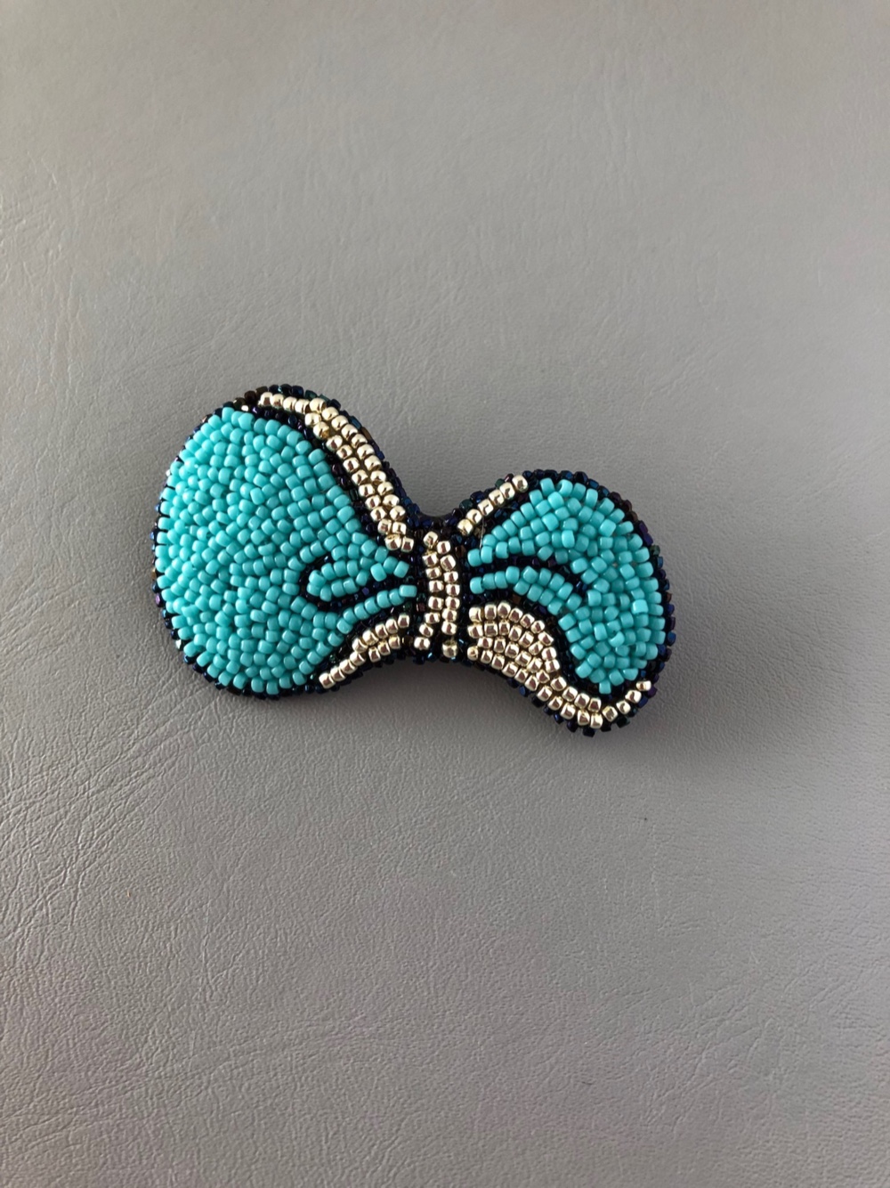 リボン三姉妹(次女/青)のブローチ