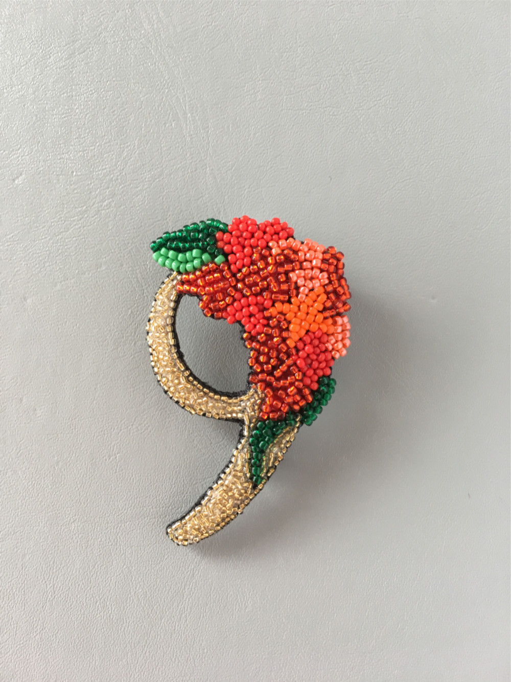 9月のブローチ（こよみシリーズ）