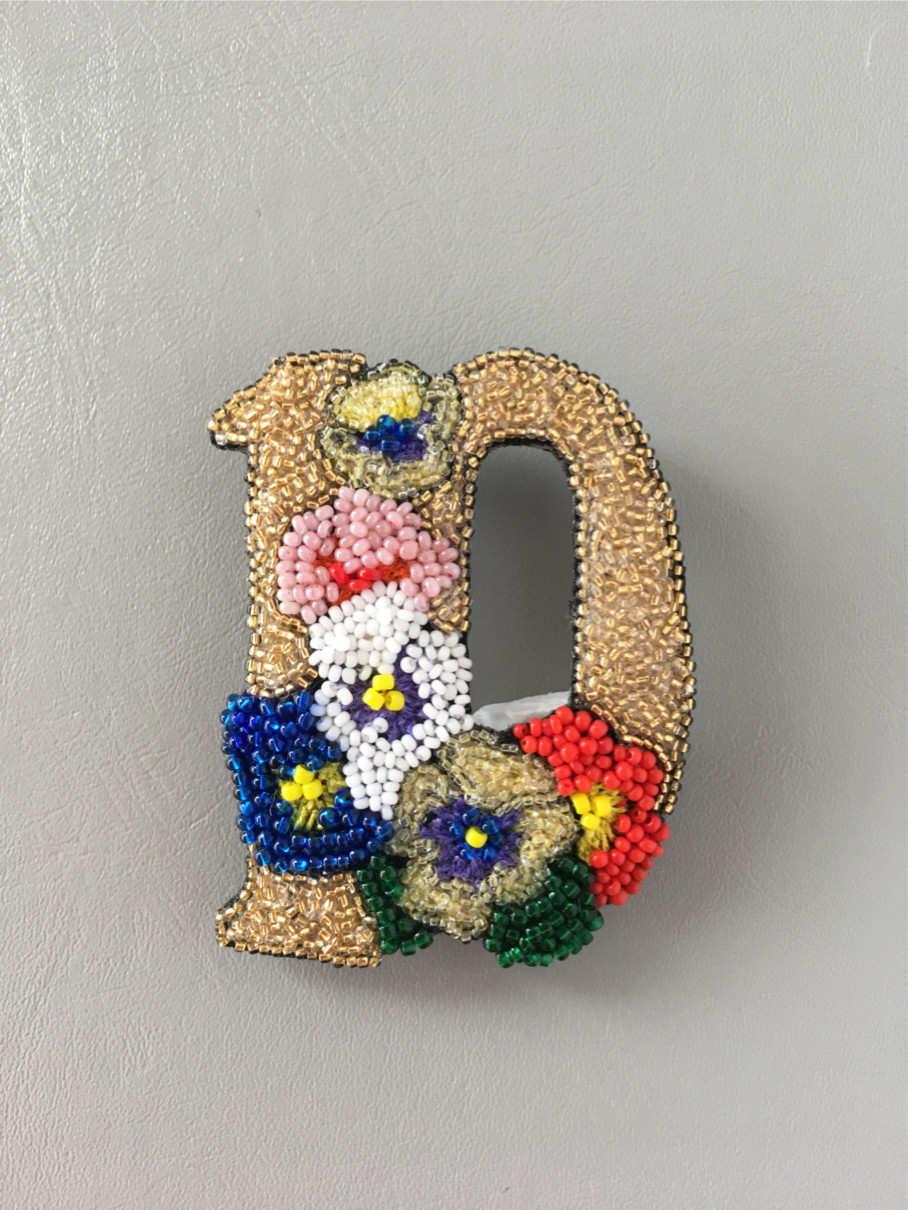 10月のブローチ(こよみシリーズ)