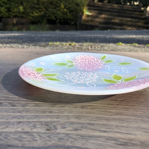 半透明ホワイトの優しいガラス皿 ペア 中皿 Verre yuu (ヴエールユー