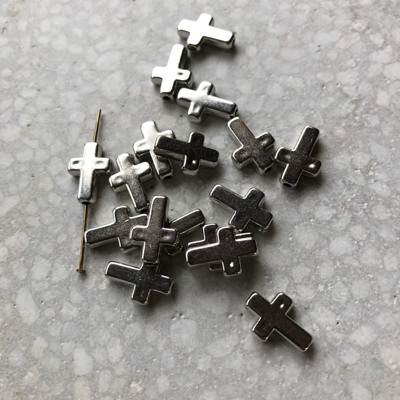 13mmx20 Inport 軽量アクリル クロスビーズ シルバー ビーズ ＆neige