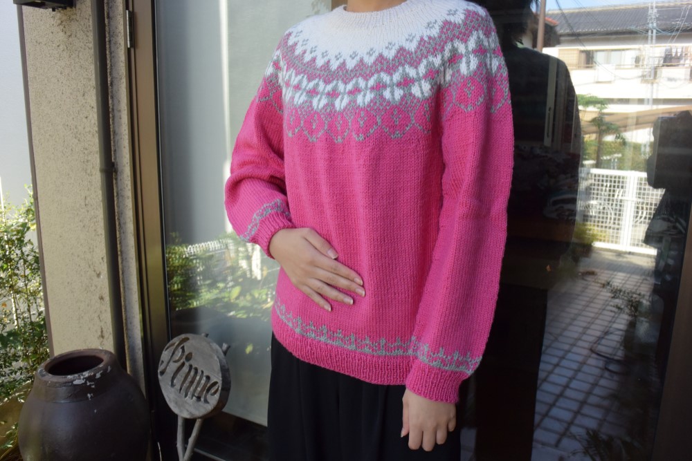 Sale レース柄セーター１