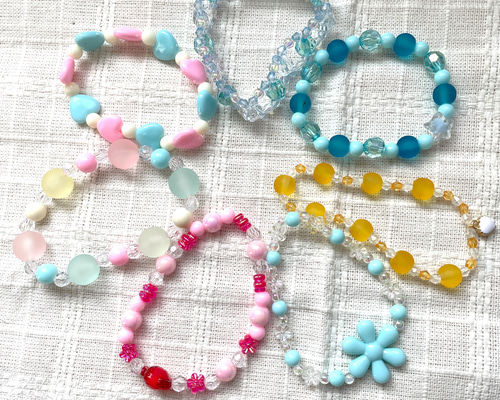 ☆little words project☆DL限定 70周年記念ビーズブレスレット Amazon.co.jp: Little Words Project 母の日ギフト - 手作りで